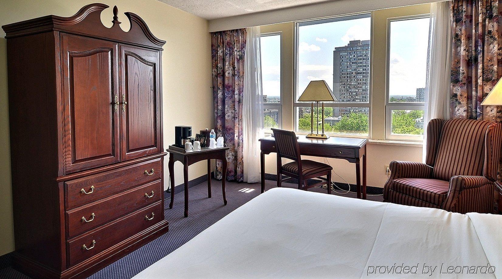 Hotel Maritime Plaza Montreal Room photo